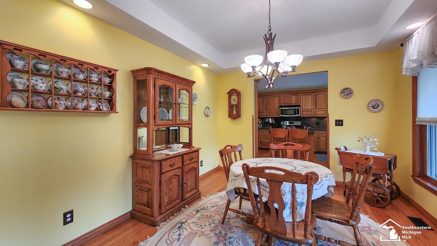 13854 Grafton Road Carleton, MI 48117 - Photo 8 of 28