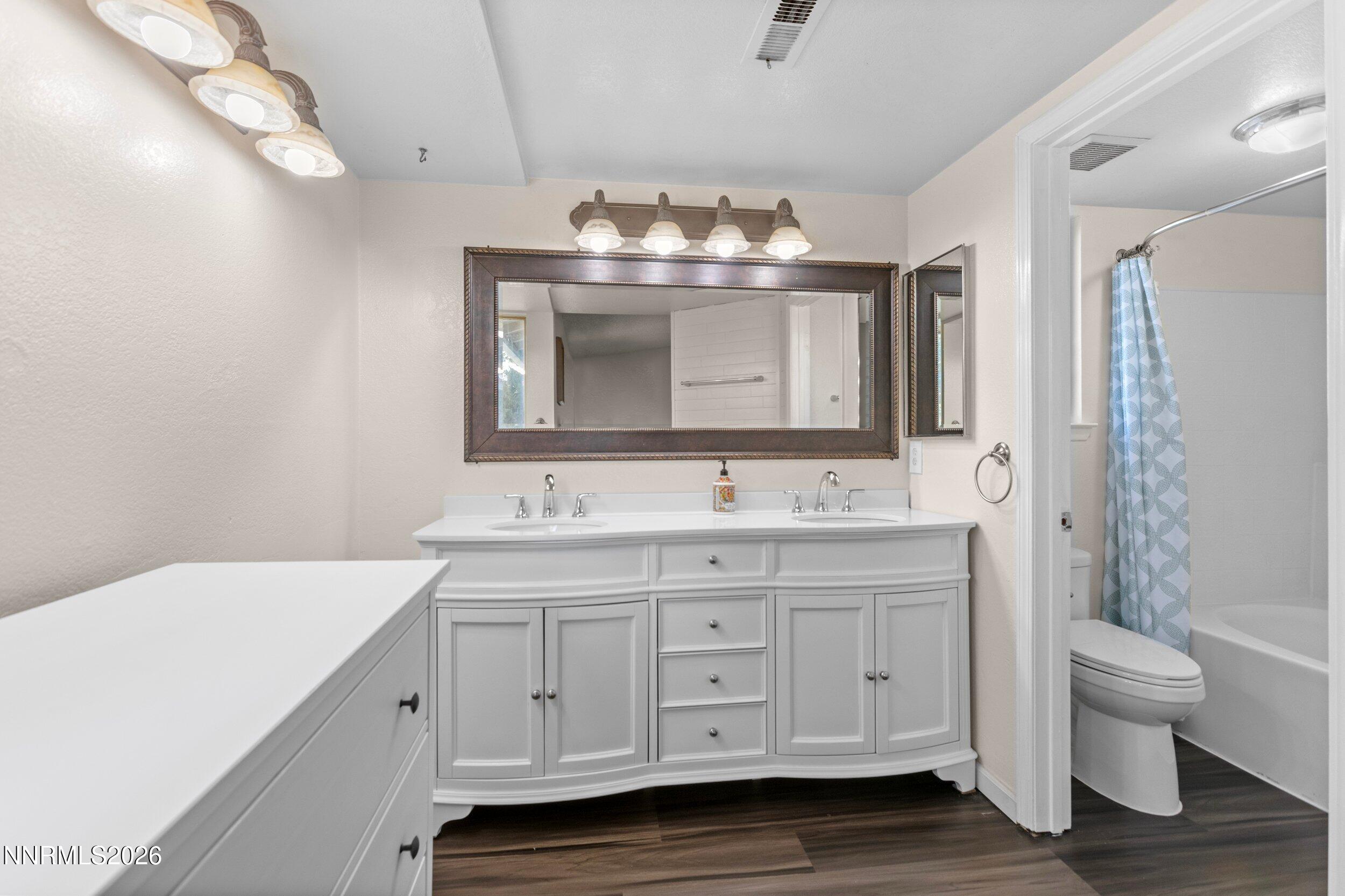 7100 Peppermint Drive Reno, NV 89506 - Photo 14 of 26 0Y7A2282