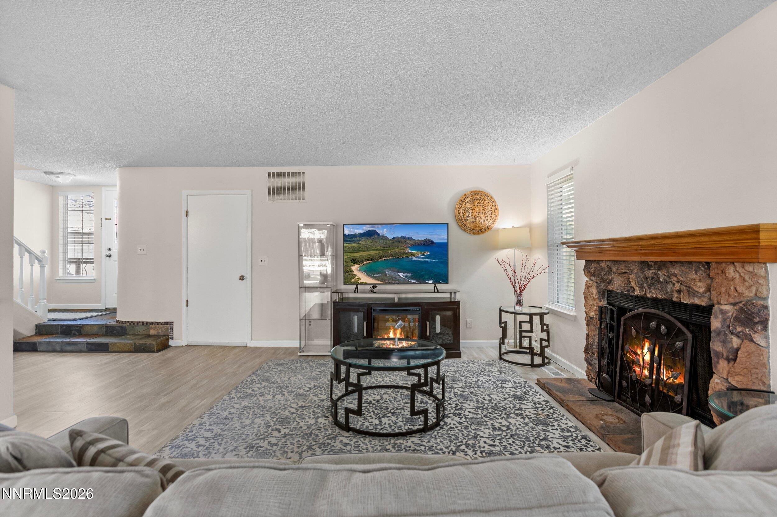 7100 Peppermint Drive Reno, NV 89506 - Photo 3 of 26 0Y7A2318