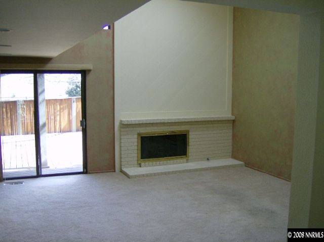 380 West Riverview Circle Reno, NV 89509 - Photo 2 of 9 Photo 2
