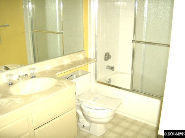 380 West Riverview Circle Reno, NV 89509 - Photo 7 of 9 Photo 7