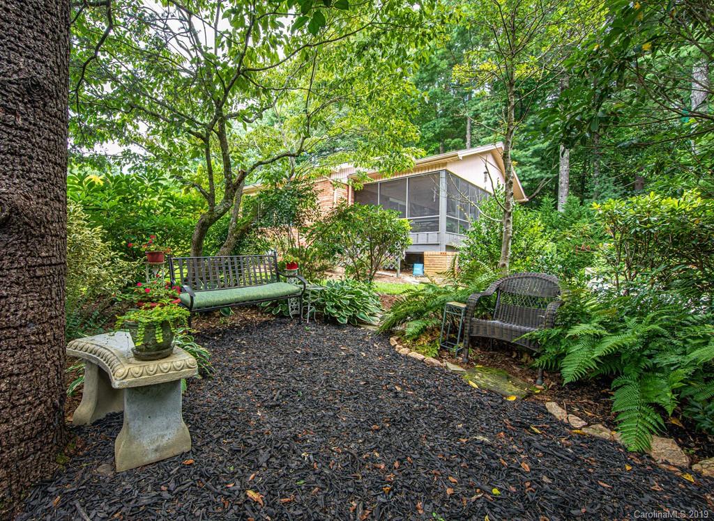 104 London Road Hendersonville, NC 28739 - Photo 21 of 26 Gallery Image 21