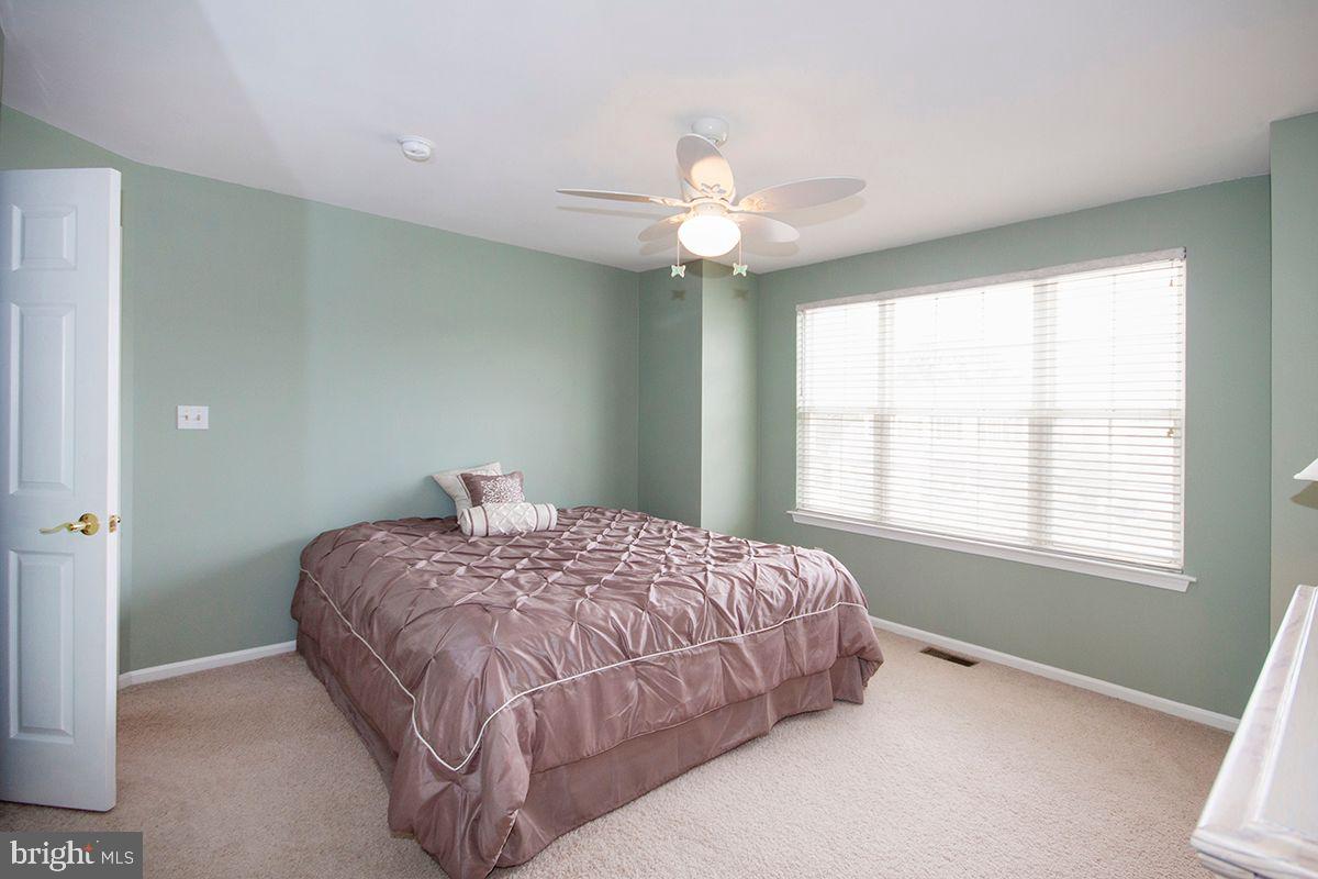 19 Chevy Chase Road Sicklerville, NJ 08081 - Photo 23 of 39