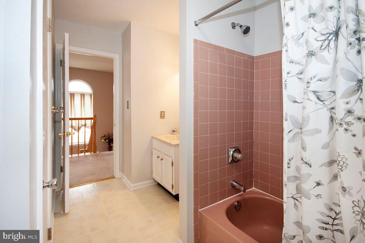 19 Chevy Chase Road Sicklerville, NJ 08081 - Photo 29 of 39