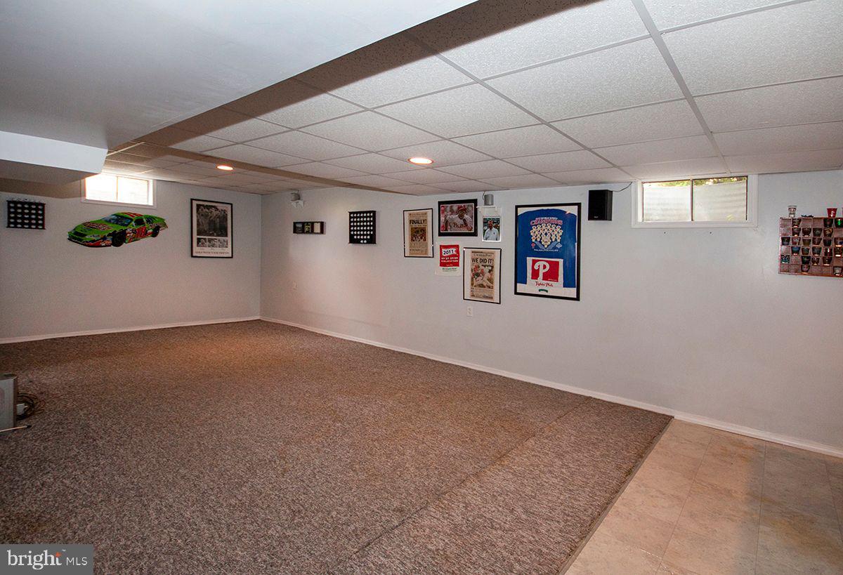 19 Chevy Chase Road Sicklerville, NJ 08081 - Photo 31 of 39
