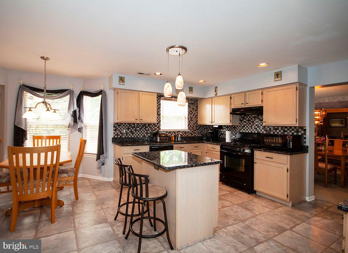19 Chevy Chase Road Sicklerville, NJ 08081 - Photo 7 of 39