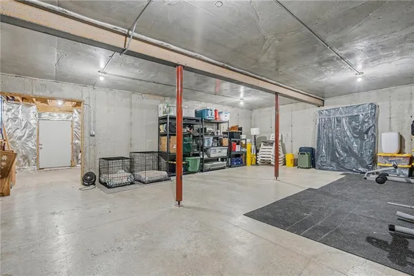 $575,000 | 2406 Northeast 158th Street, Smithville, MO 64089