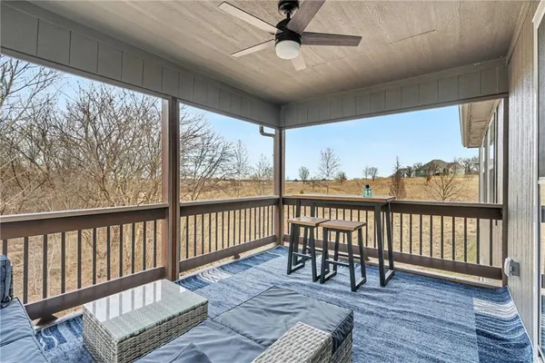 $575,000 | 2406 Northeast 158th Street, Smithville, MO 64089