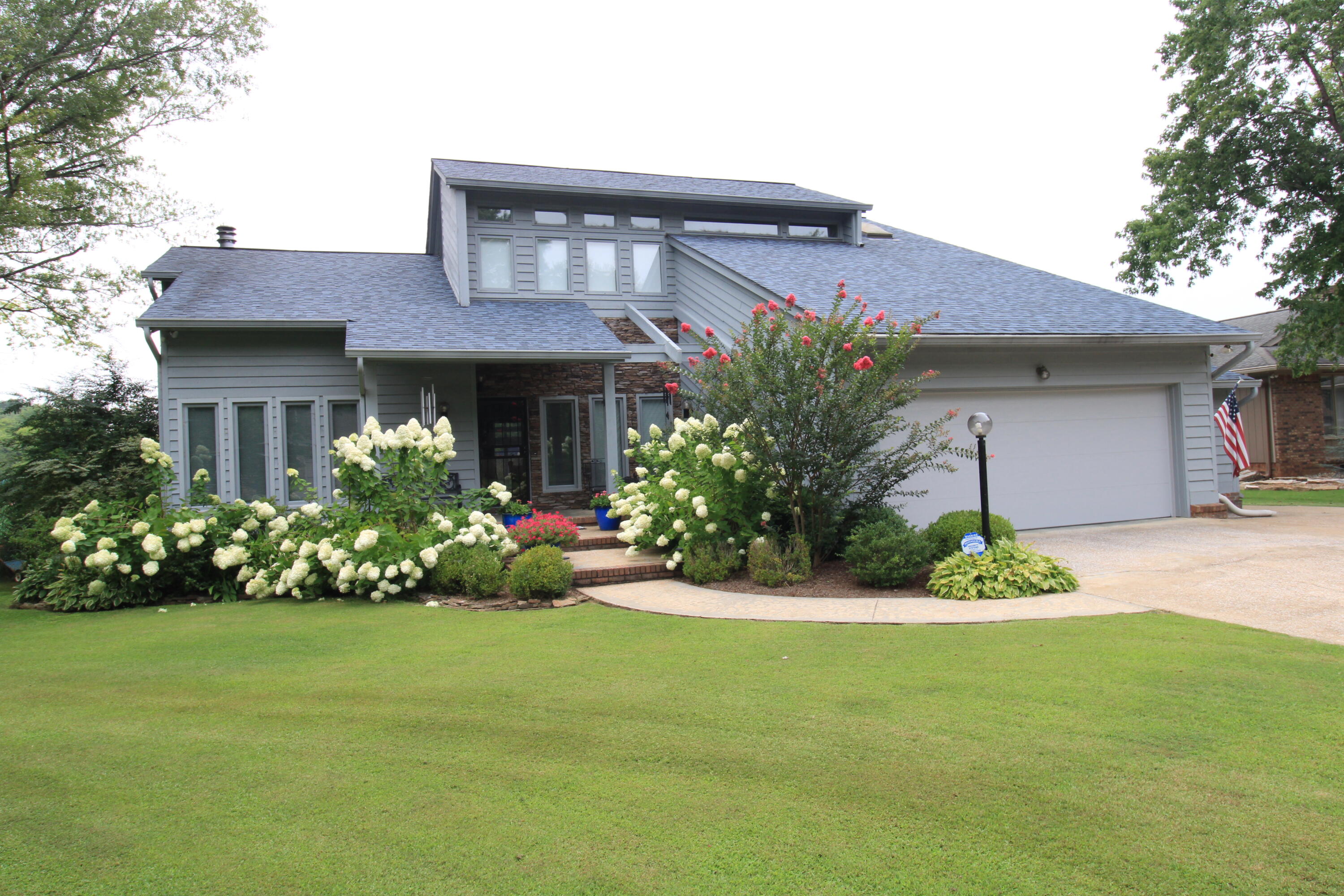 432 Valleybrook Road Hixson, TN 37343 - Photo 1 of 2 Welcome Home!