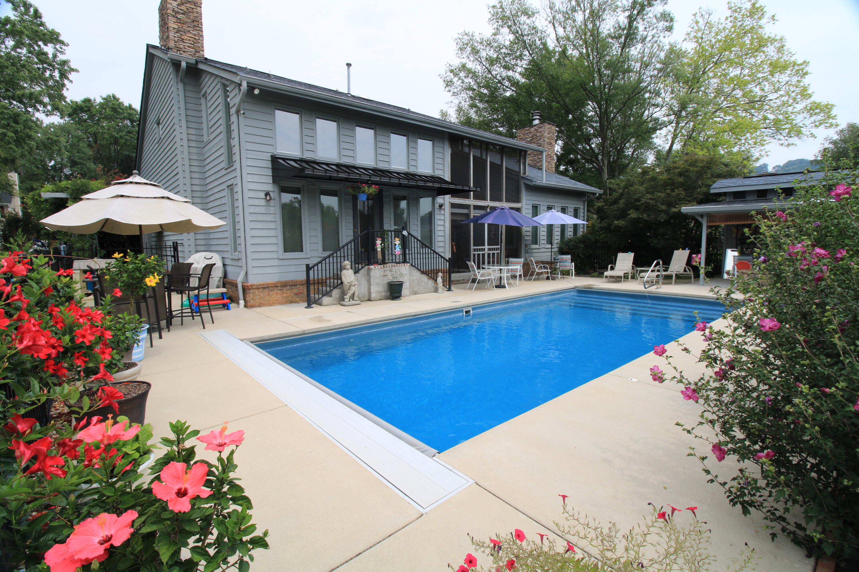 432 Valleybrook Road Hixson, TN 37343 - Photo 2 of 2 Pool
