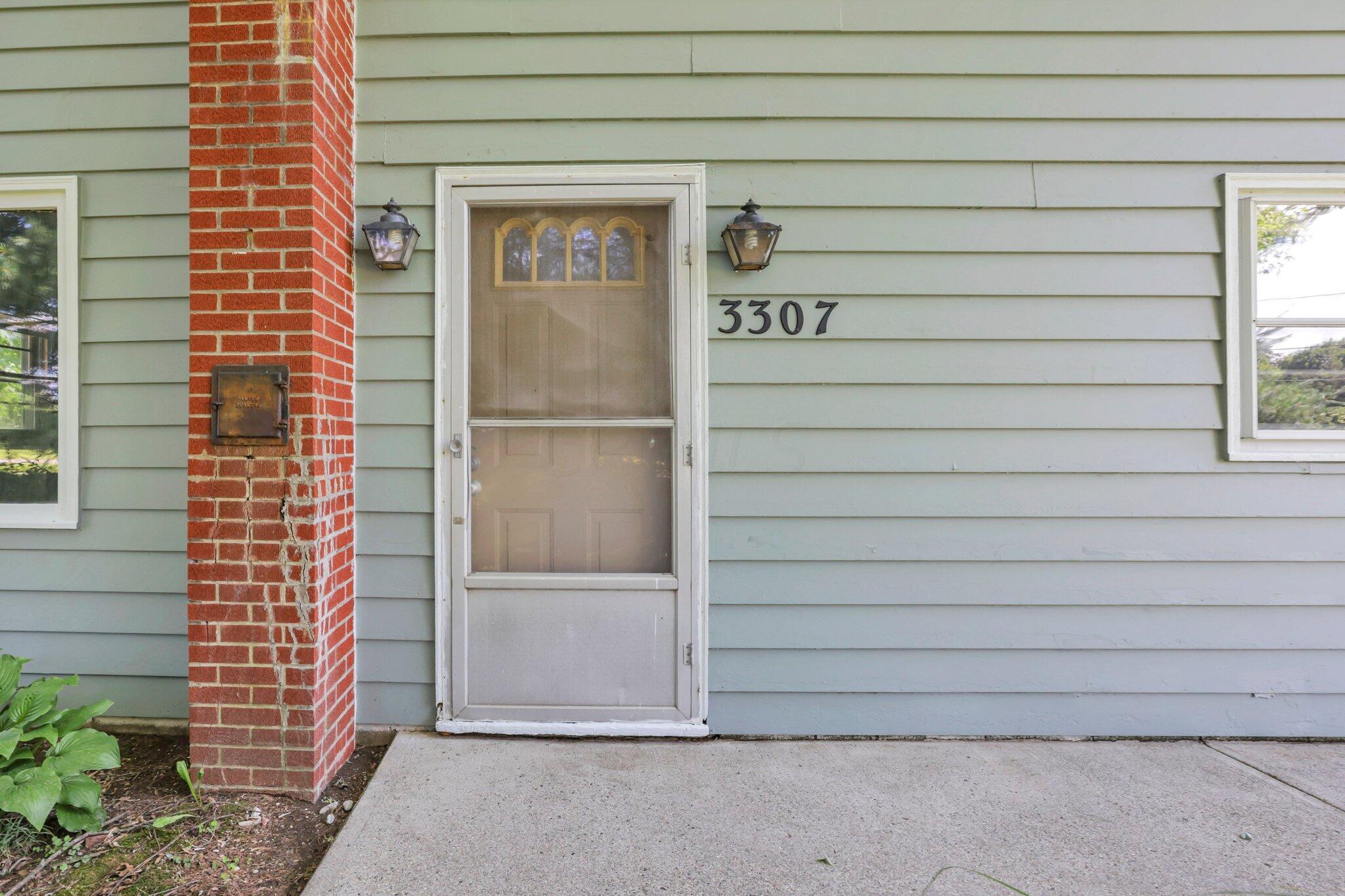 3307 Colling Road Newark, OH 43056 - Photo 15 of 23 24-web-or-mls-0V3A4930
