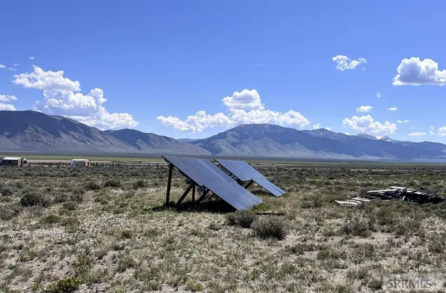 $225,000 | 22 Sutton Lane, Leadore, ID 83464