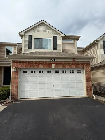 $2,500 | 9911 Williams Drive, Huntley, IL 60142