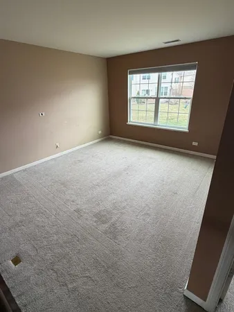 $2,500 | 9911 Williams Drive, Huntley, IL 60142