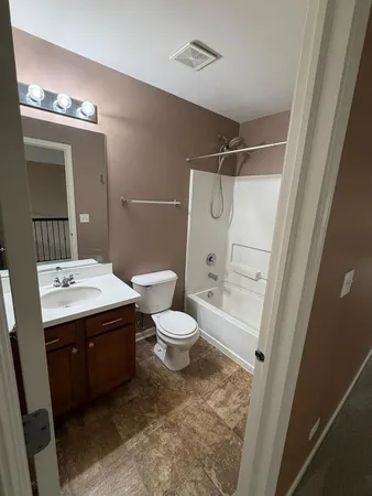 $2,500 | 9911 Williams Drive, Huntley, IL 60142