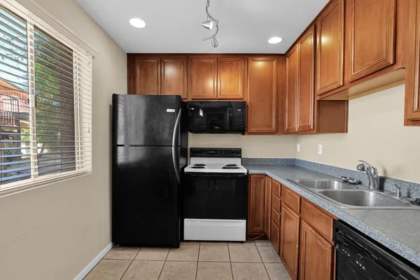 $1,390 | 4354 North 82nd Street, Unit 131, Scottsdale, AZ 85251