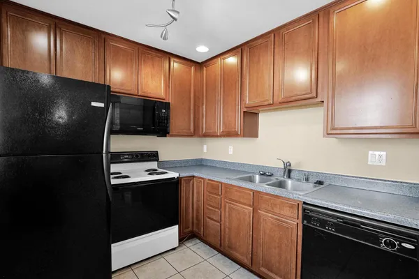 $1,390 | 4354 North 82nd Street, Unit 131, Scottsdale, AZ 85251
