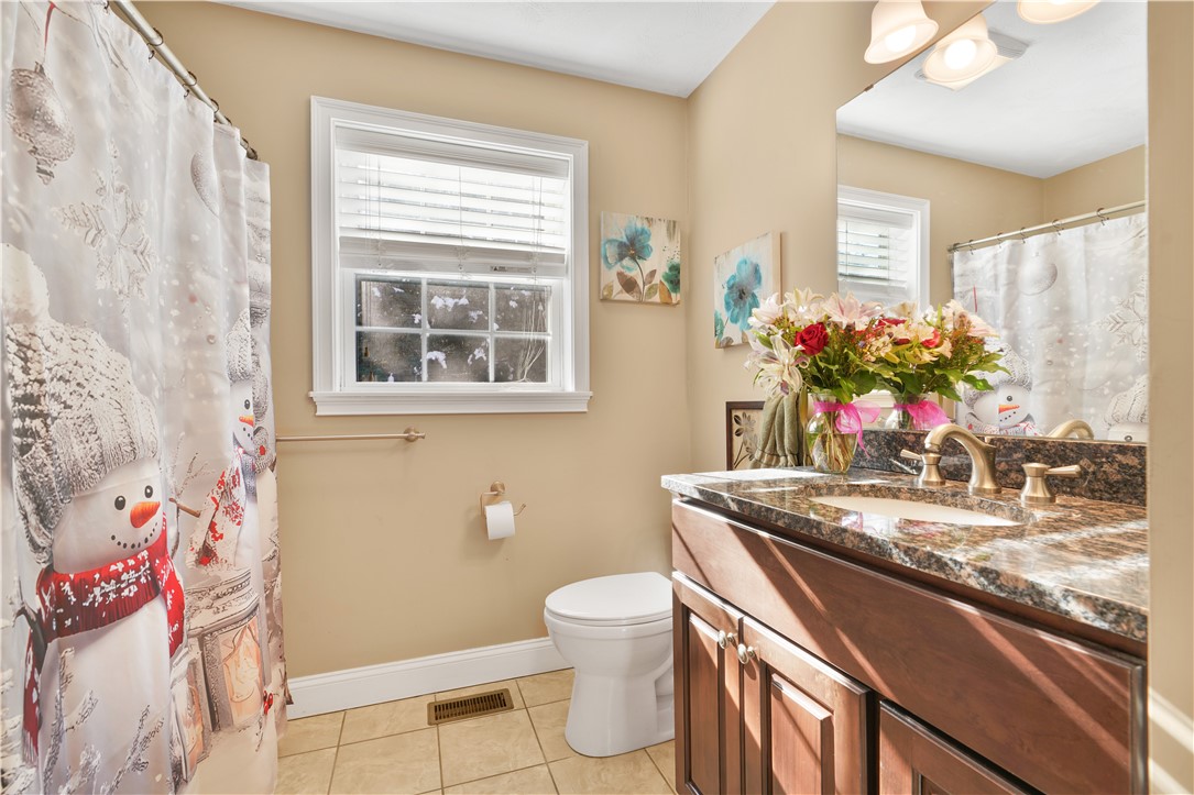 263 Plain Street Rehoboth, MA 02769 - Photo 17 of 29