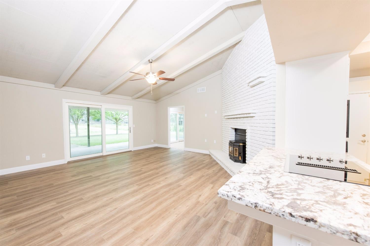 14558 Huntington Road Madera, CA 93636 - Photo 17 of 51 Gallery Image 17