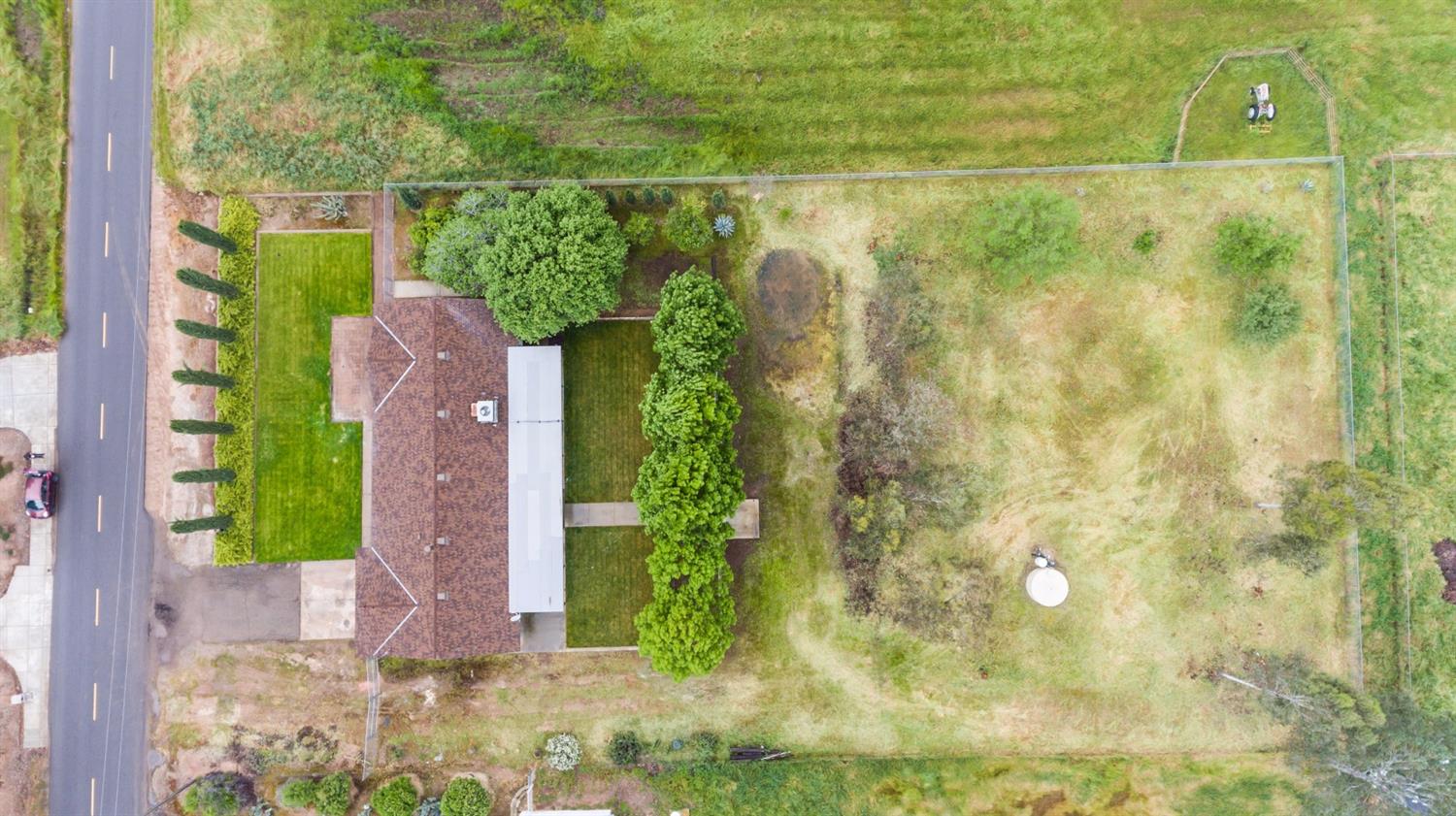 14558 Huntington Road Madera, CA 93636 - Photo 4 of 51 Gallery Image 4