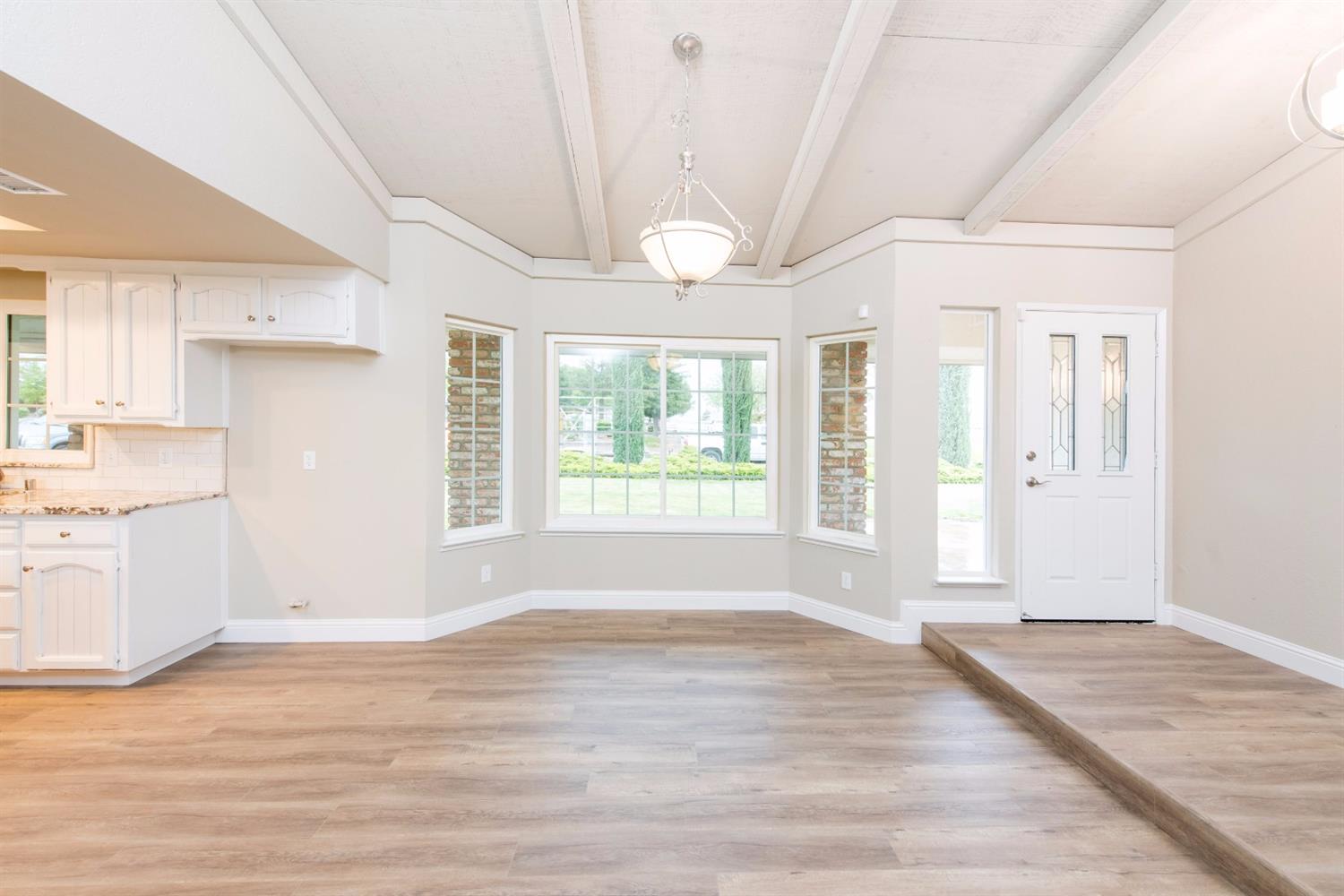 14558 Huntington Road Madera, CA 93636 - Photo 9 of 51 Gallery Image 9