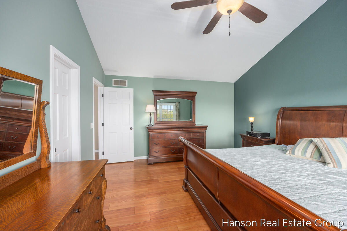 1716 Riva Ridge Drive Southeast Grand Rapids, MI 49546 - Photo 19 of 40 1716-Riva_019