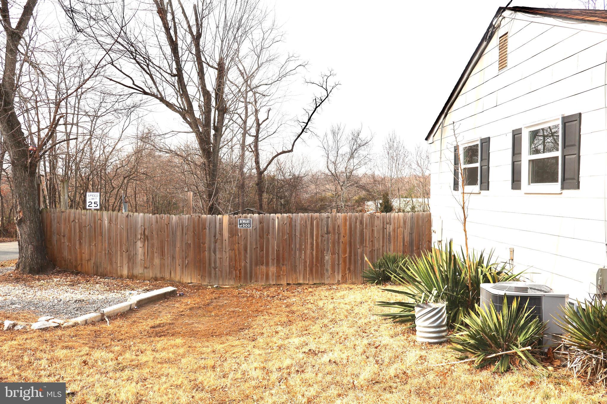 147 Deacon Road Fredericksburg, VA 22405 - Photo 3 of 100