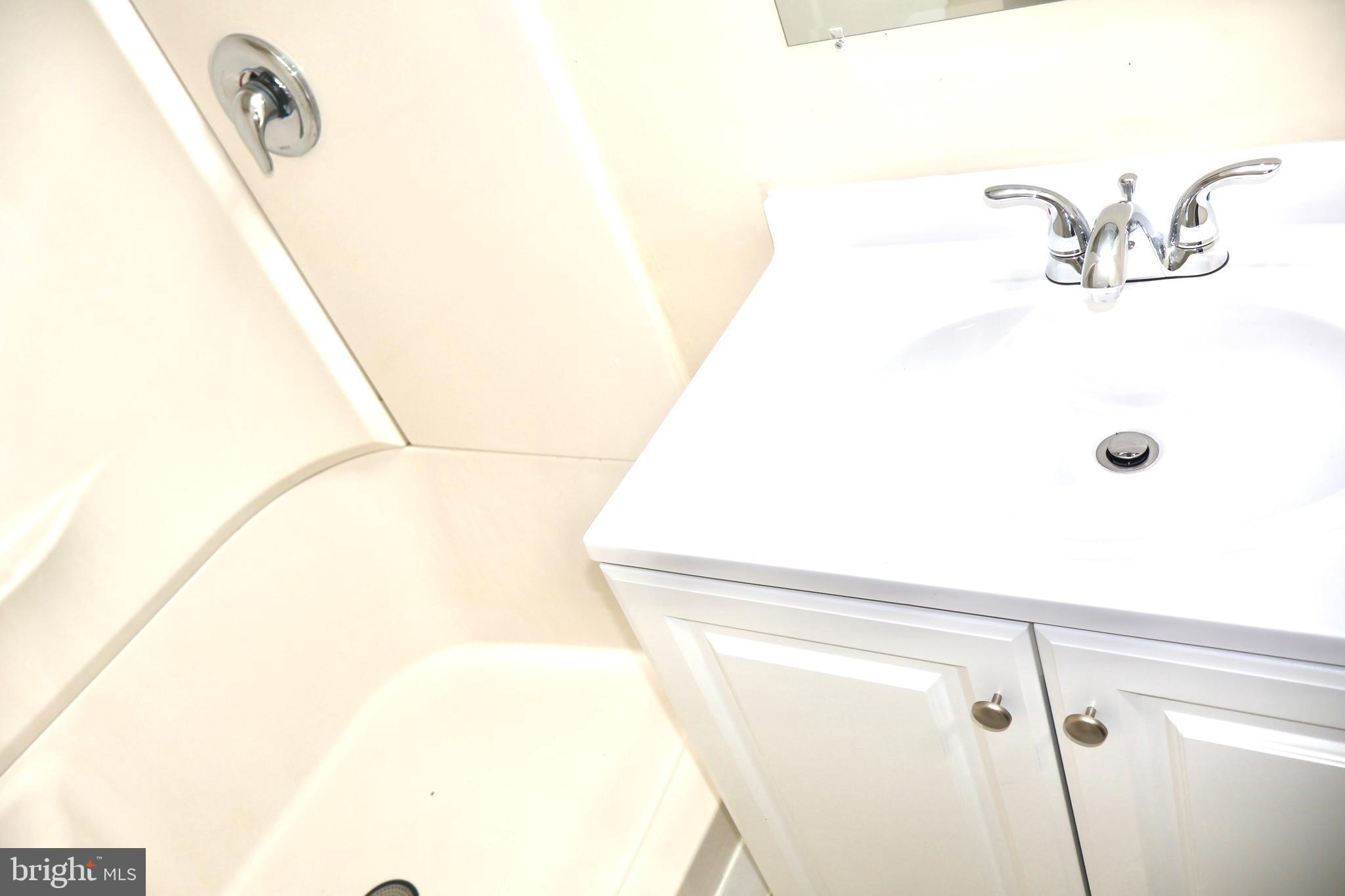 147 Deacon Road Fredericksburg, VA 22405 - Photo 75 of 97 a bathroom with a shower