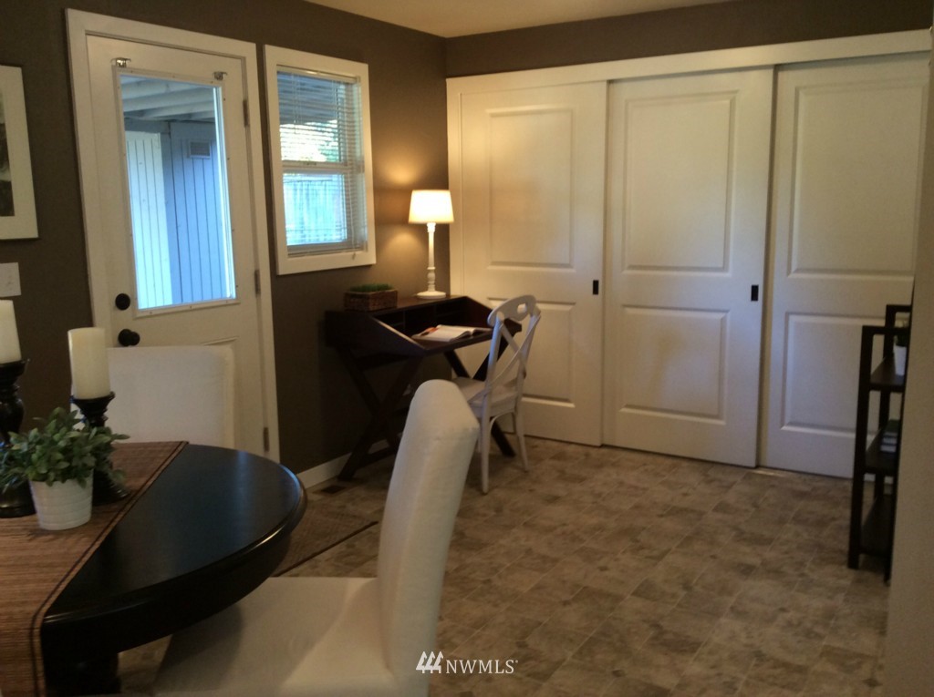 8909 218th Street Southwest Edmonds, WA 98026 - Photo 17 of 23 Gallery Image 17