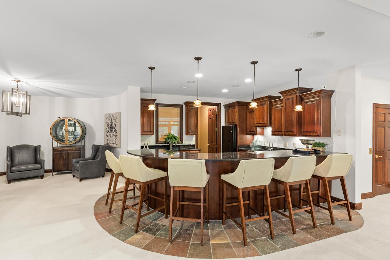 9991 Dell Road Eden Prairie, MN 55347 - Photo 63 of 99 Gallery Image 63