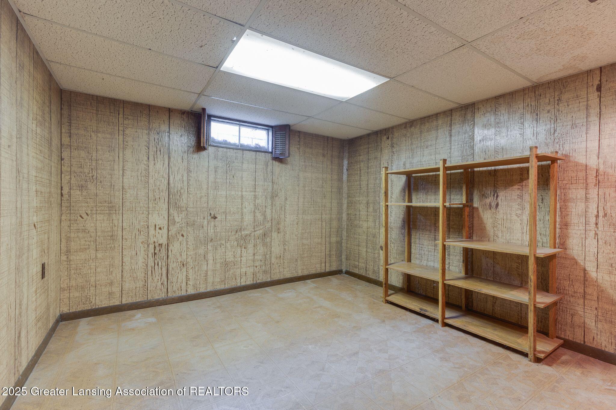 6955 Richard Road Lansing, MI 48911 - Photo 29 of 40 SfD6lAvw