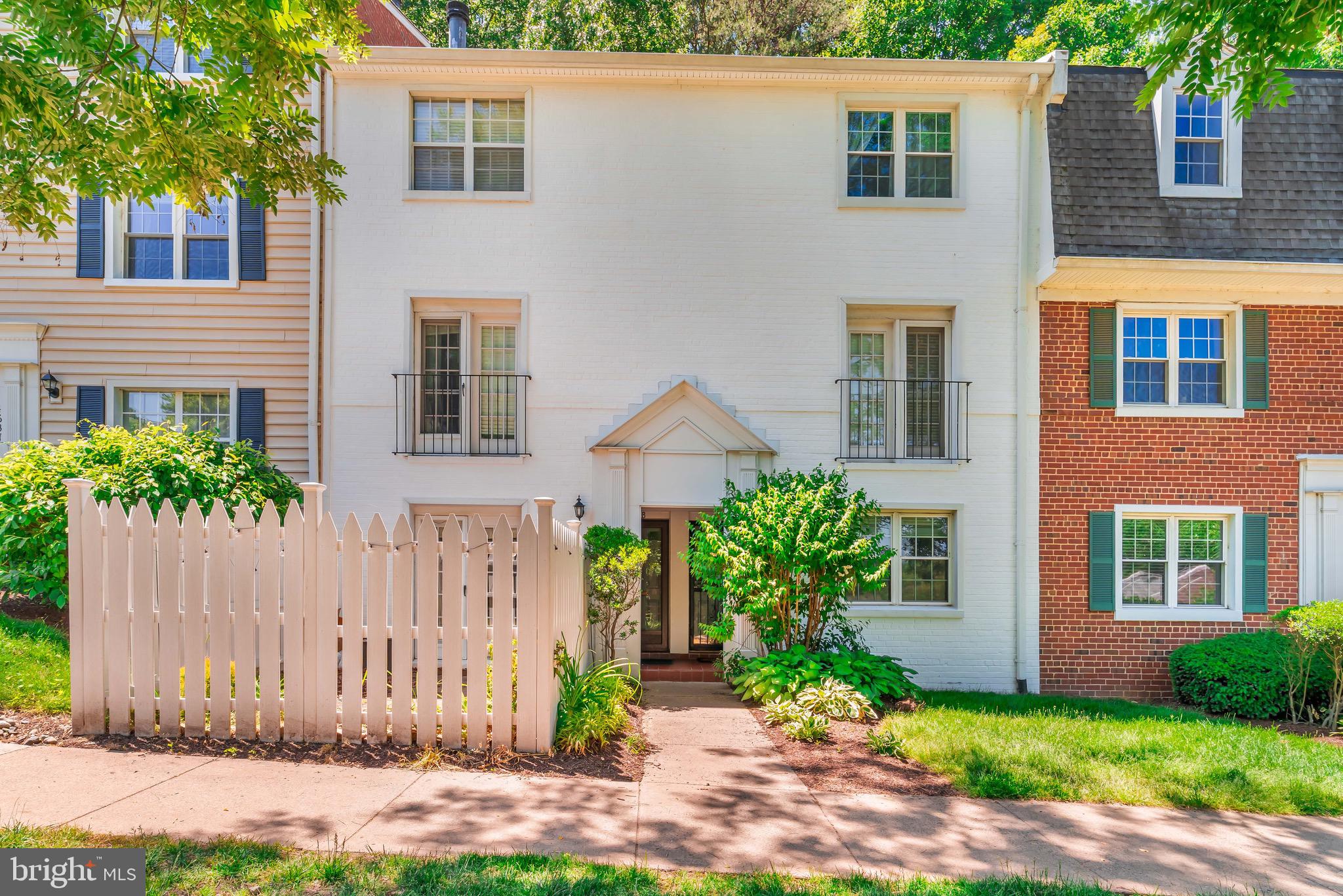 4635 A 28th Road South, Unit A Arlington, VA 22206 - Photo 3 of 22
