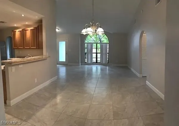 $2,199 | 701 Southwest 9th Avenue, Cape Coral, FL 33991