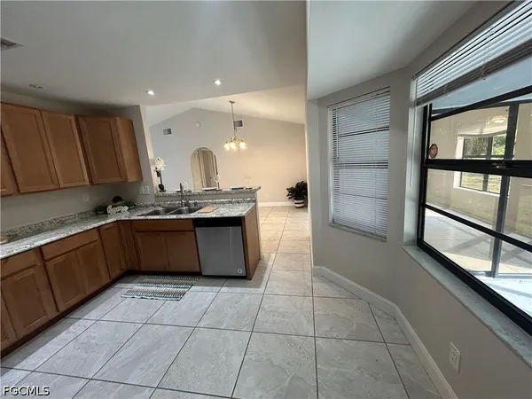 $2,199 | 701 Southwest 9th Avenue, Cape Coral, FL 33991