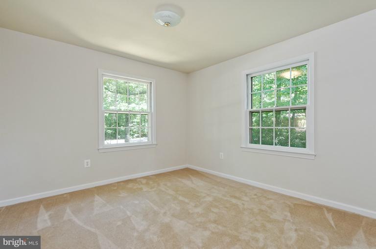 12122 Stirrup Road Reston, VA 20191 - Photo 11 of 29 Bedroom