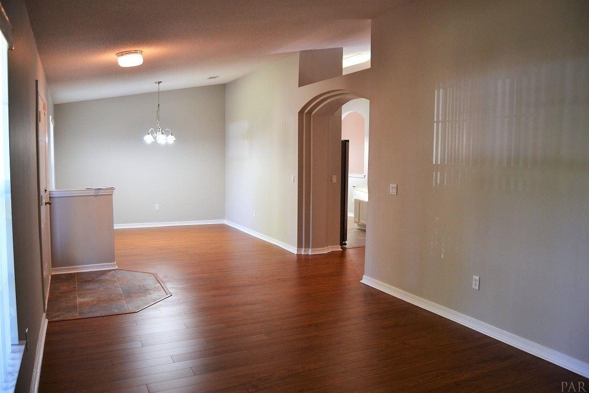 2712 Noah Jordan Road Navarre, FL 32566 - Photo 8 of 43 Gallery Image 8