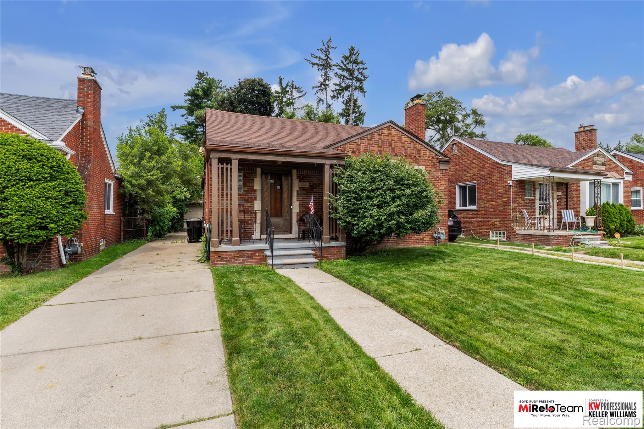17585 Whitcomb Detroit, MI 48235 - Photo 2 of 27 whitcomb-02.jpg