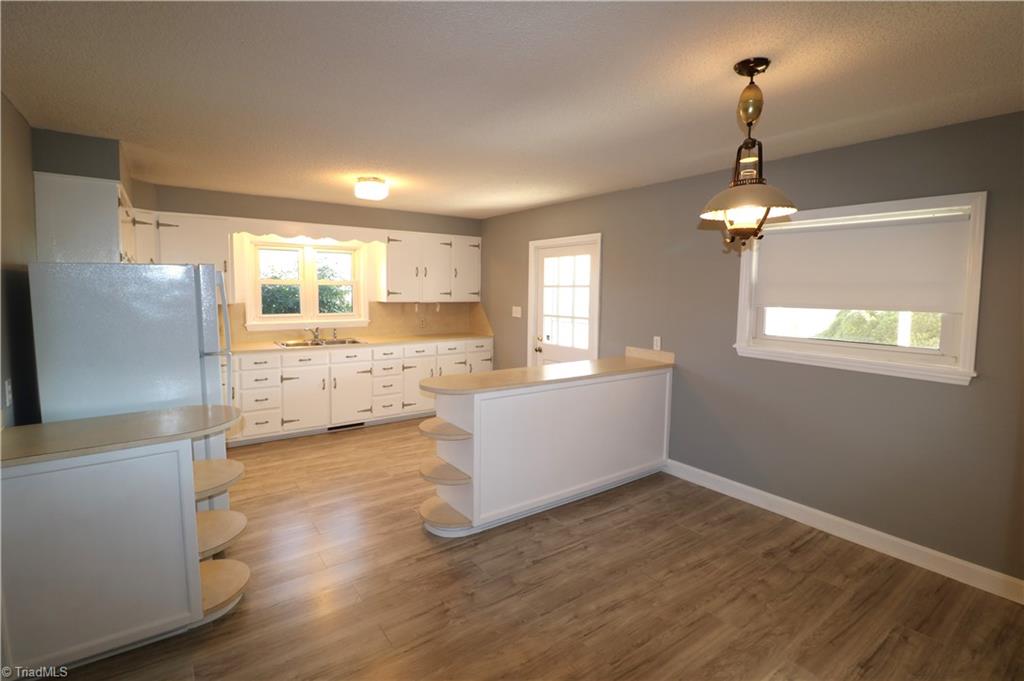 3255 Ararat Road Ararat, NC 27007 - Photo 6 of 16