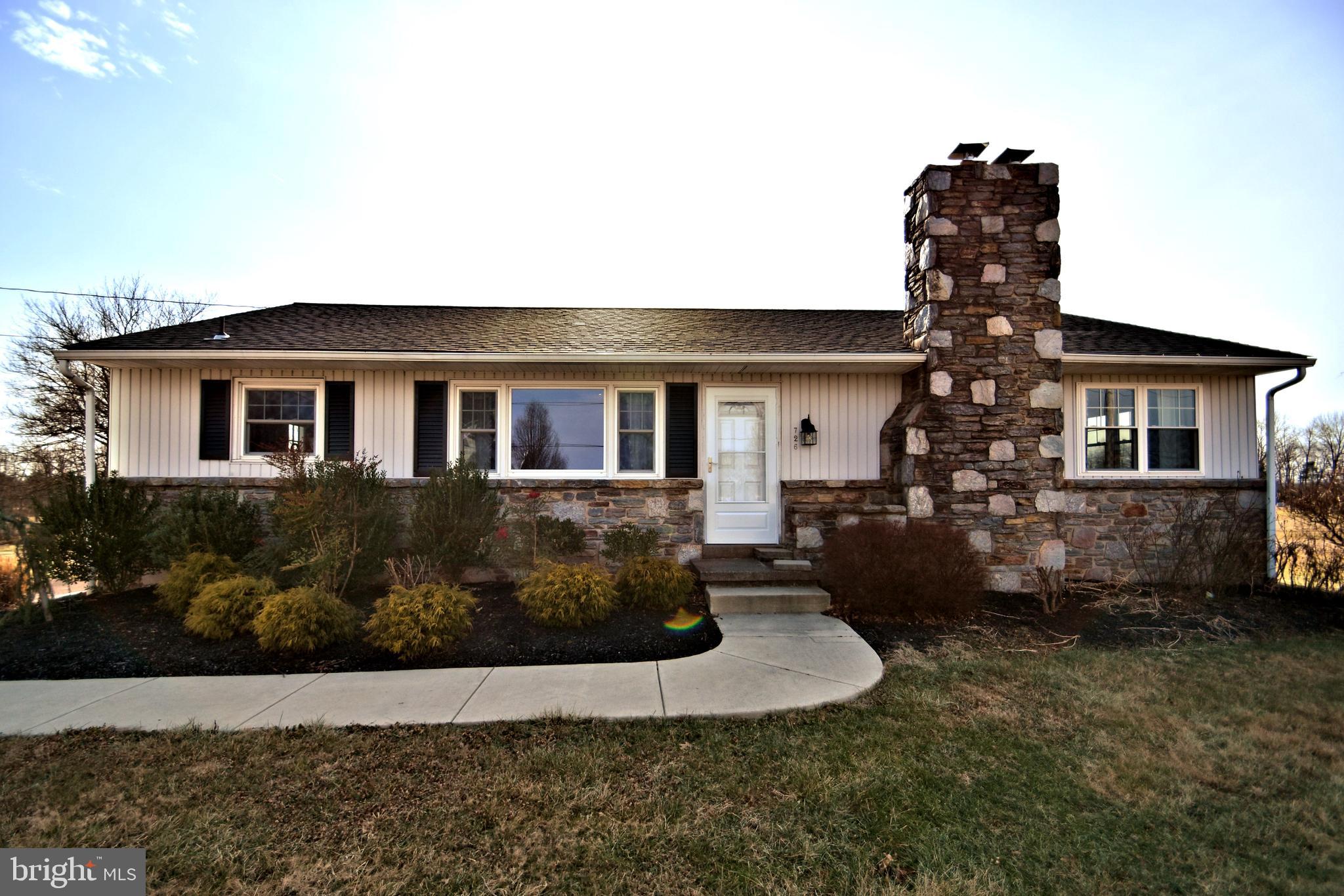 726 Rising Sun Road Telford, PA 18969 - Photo 2 of 49