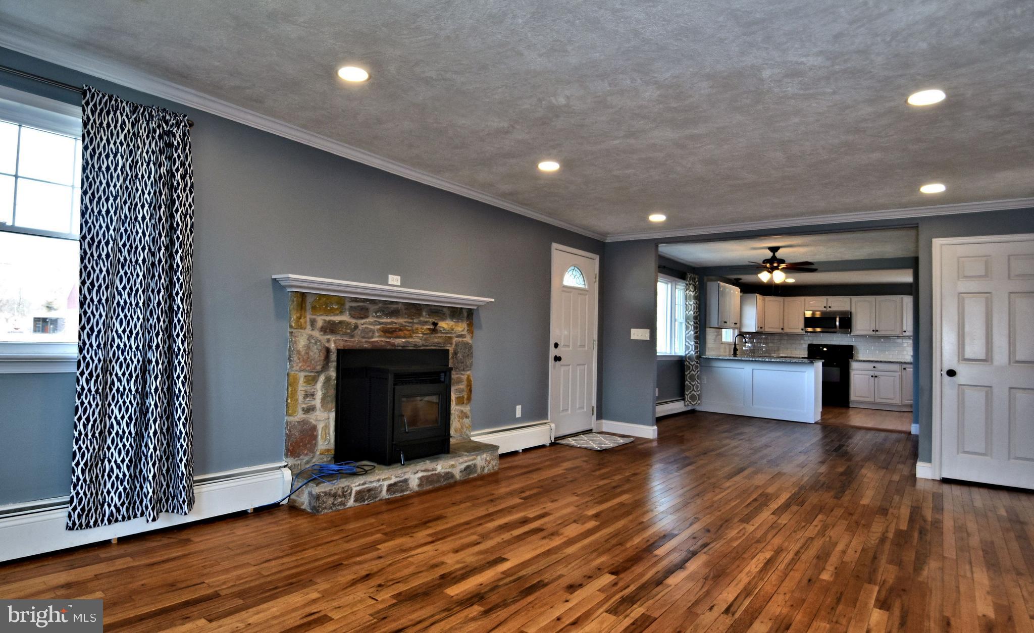 726 Rising Sun Road Telford, PA 18969 - Photo 10 of 49