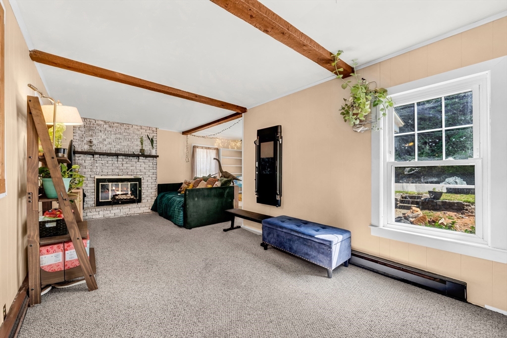 401 Petersham Road Athol, MA 01331 - Photo 13 of 32
