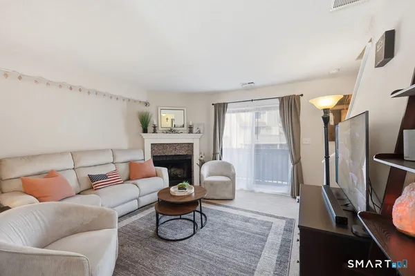 $235,000 | 498 Woodward Avenue, Unit 5, New Haven, CT 06512