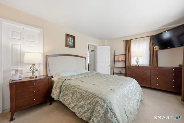 $235,000 | 498 Woodward Avenue, Unit 5, New Haven, CT 06512