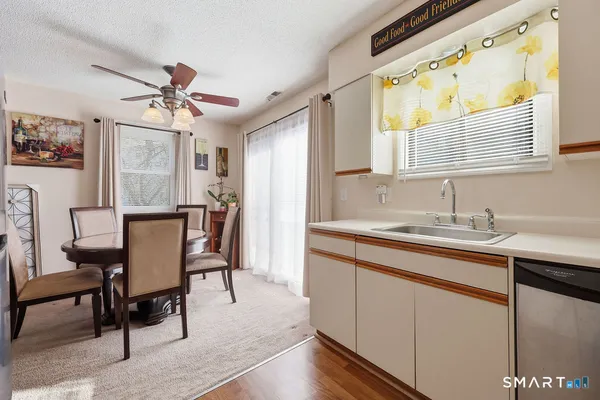 $235,000 | 498 Woodward Avenue, Unit 5, New Haven, CT 06512