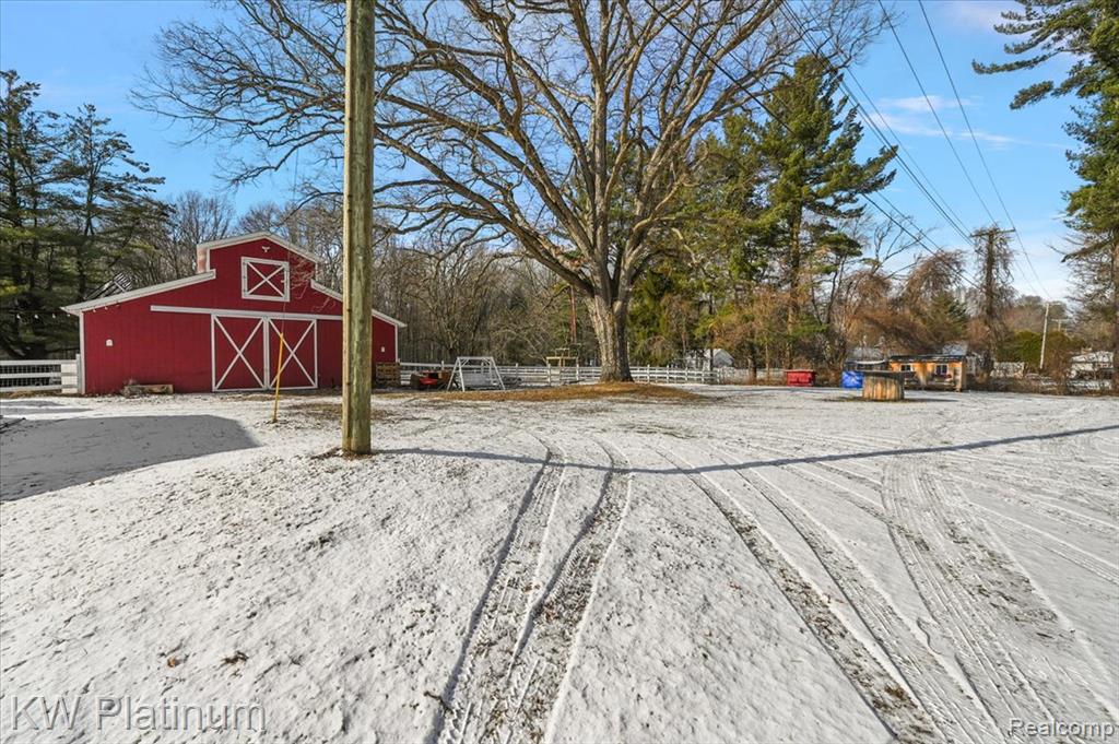 8658 Marsh Road Algonac, MI 48001 - Photo 49 of 81