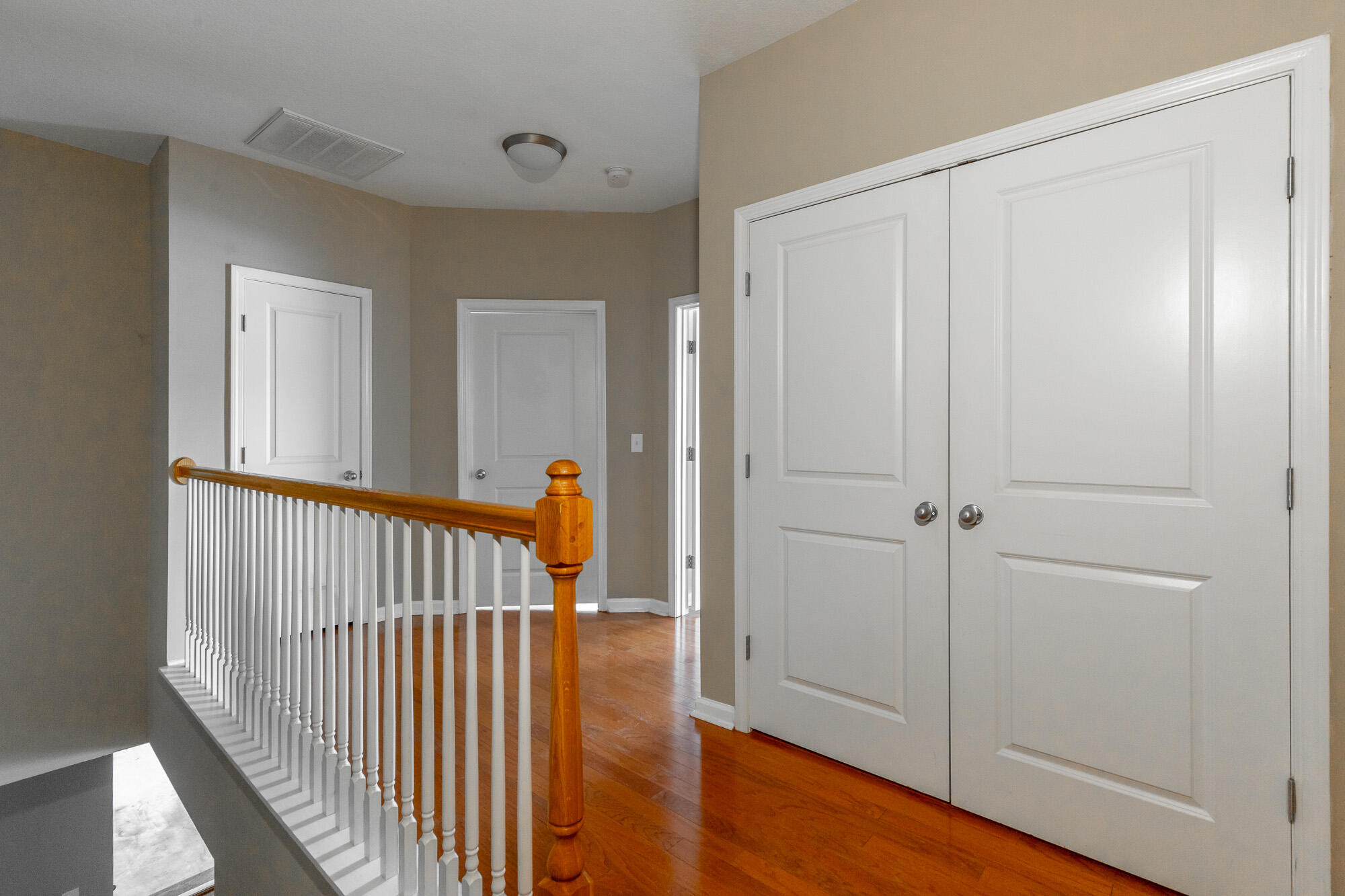 4102 Regency Court Chattanooga, TN 37421 - Photo 16 of 36 Lobby