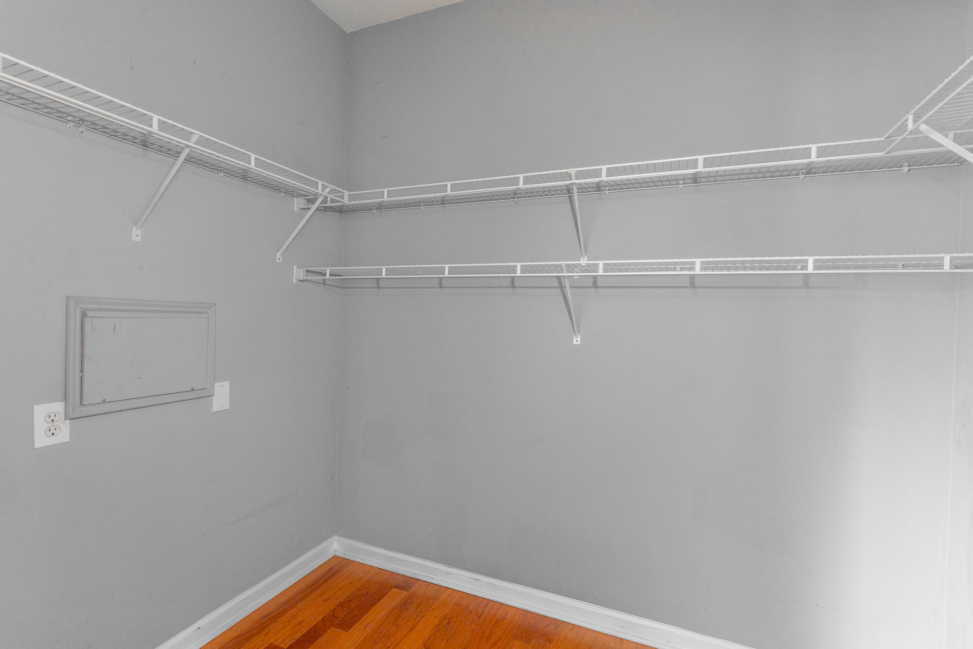 4102 Regency Court Chattanooga, TN 37421 - Photo 20 of 36 Walk-in-CLoset