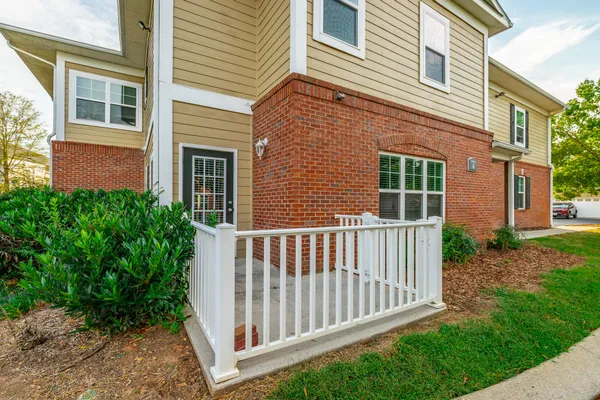 $1,800 | 4102 Regency Court, Chattanooga, TN 37421