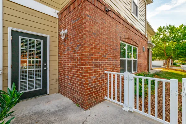 $1,800 | 4102 Regency Court, Chattanooga, TN 37421