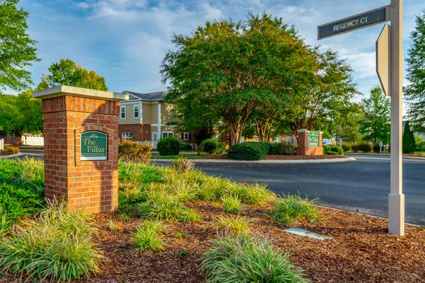 $1,800 | 4102 Regency Court, Chattanooga, TN 37421